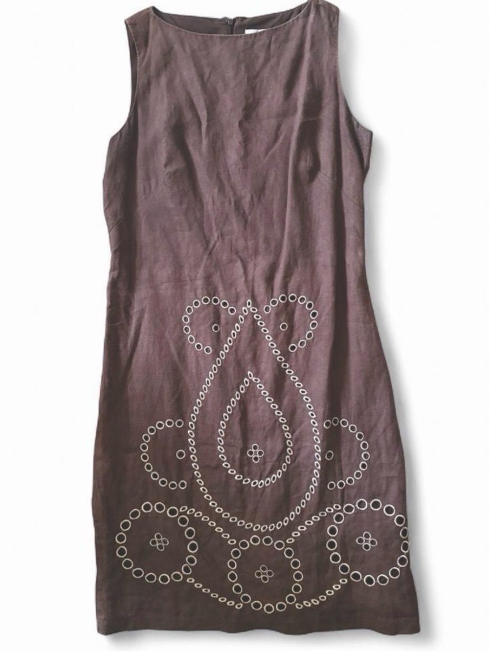 Isaac Mizrahi brown maxi dress with white eyelet details